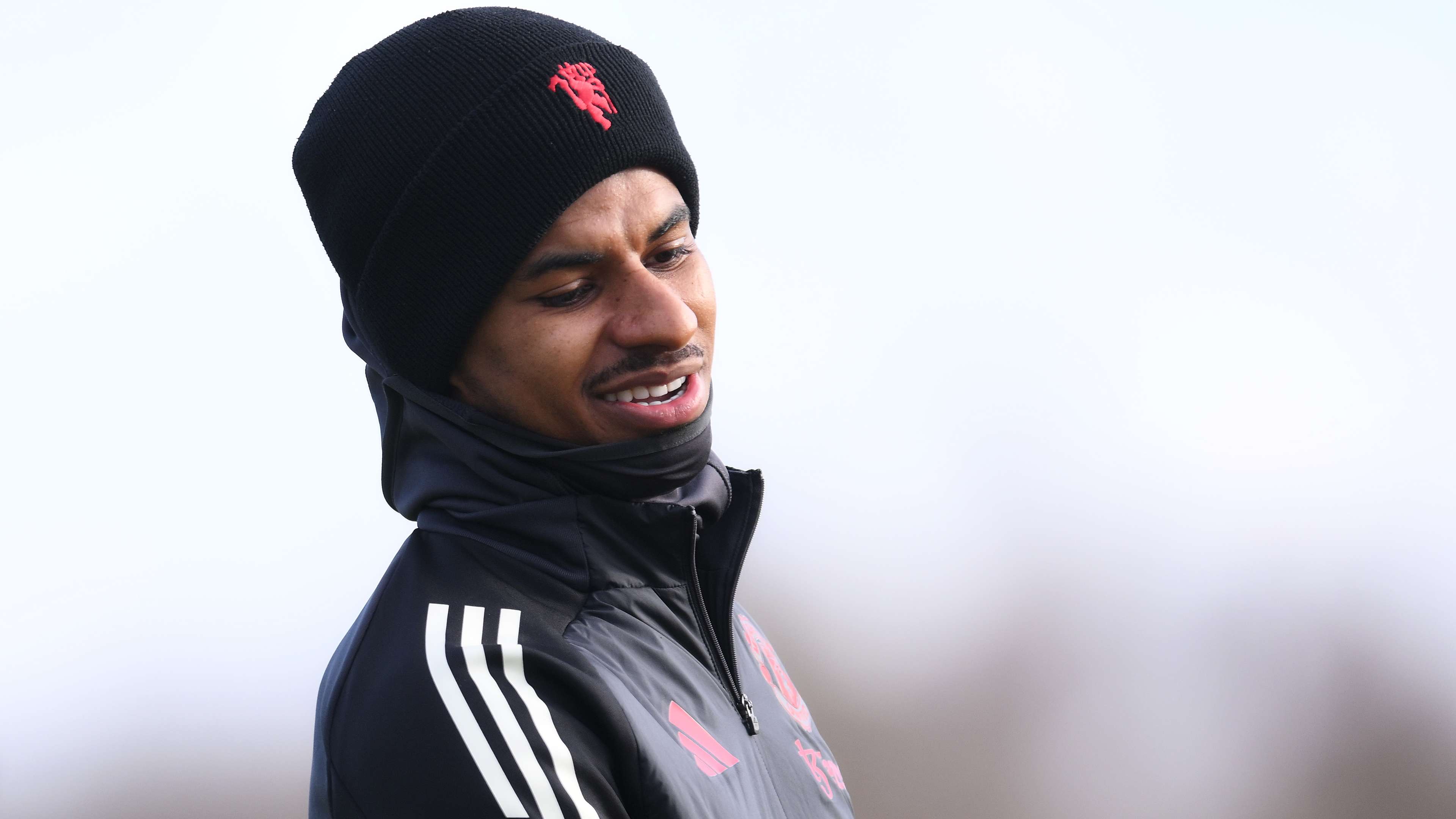 曼联便吞下 曼联便吞下